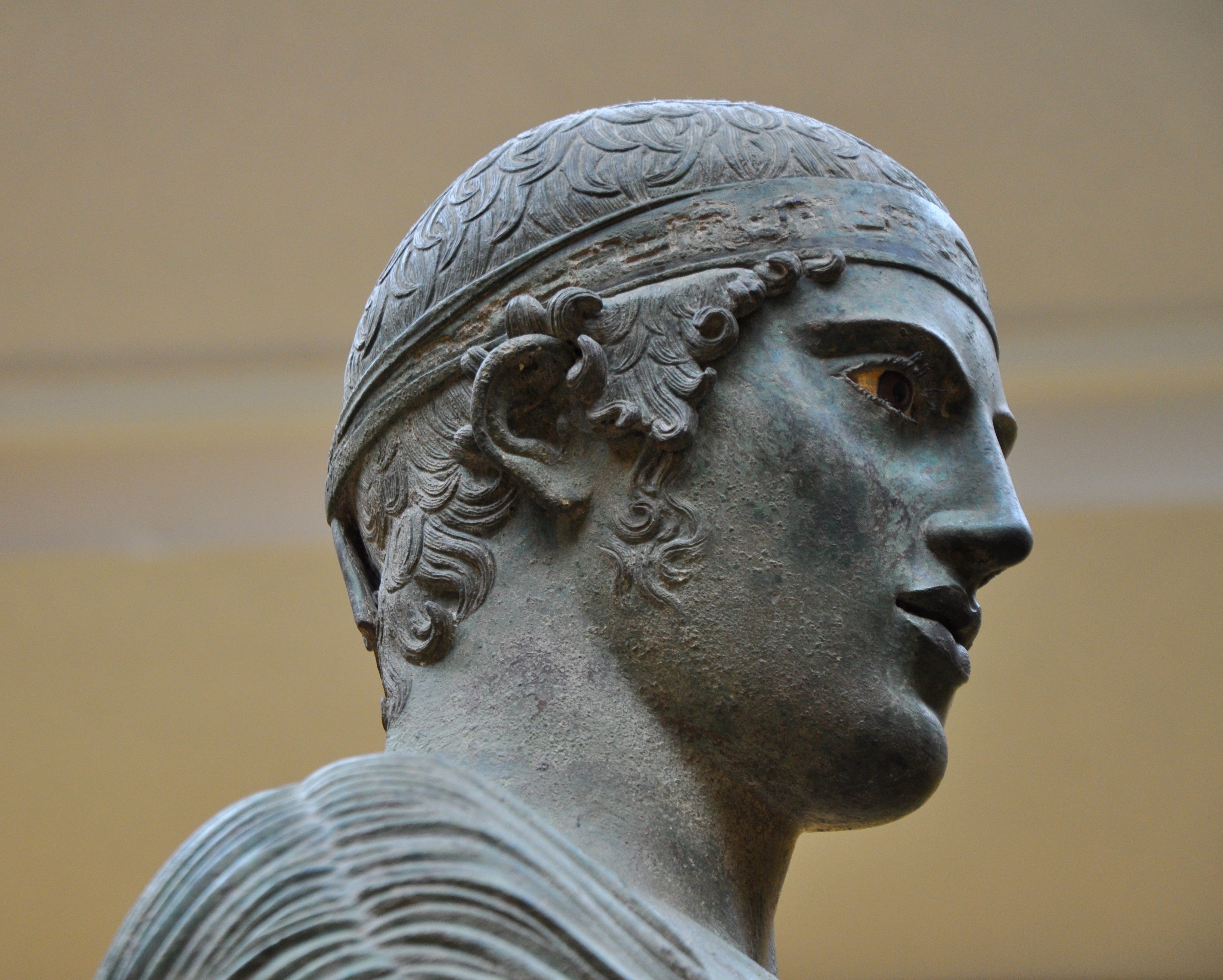 Closeup of the "Charioteer of Delphi." Greek bronze, circa 470s B.C.E. Image by Helen Simonsson (Own work) [CC BY-SA 3.0 (http://creativecommons.org/licenses/by-sa/3.0)], via Wikimedia Commons.